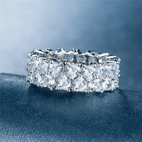 New 925 Silver Heart Eternity Band Ring for Women Wedding Anniversary - Picture 9 of 14